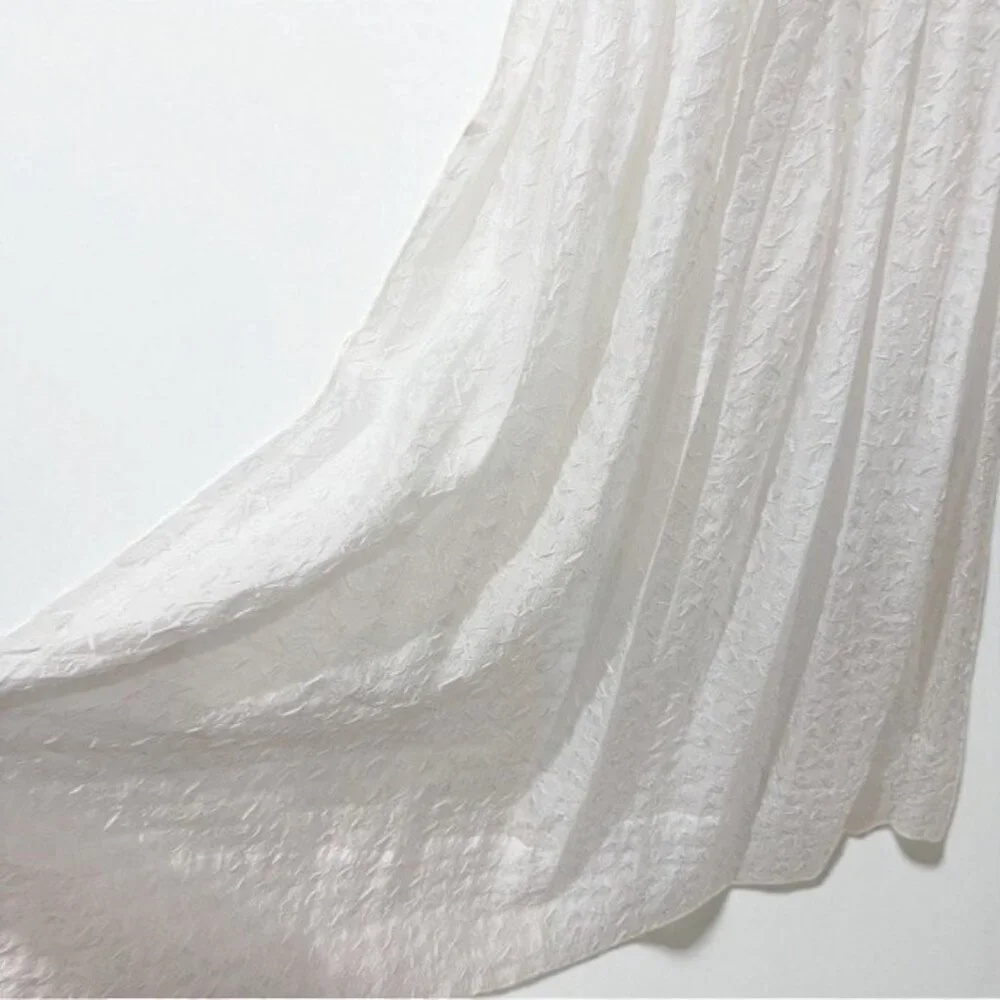 NWT ASTR Linette Puff Sleeve Tonal Jacquard Midi Dress White One Size - Picture 4 of 9
